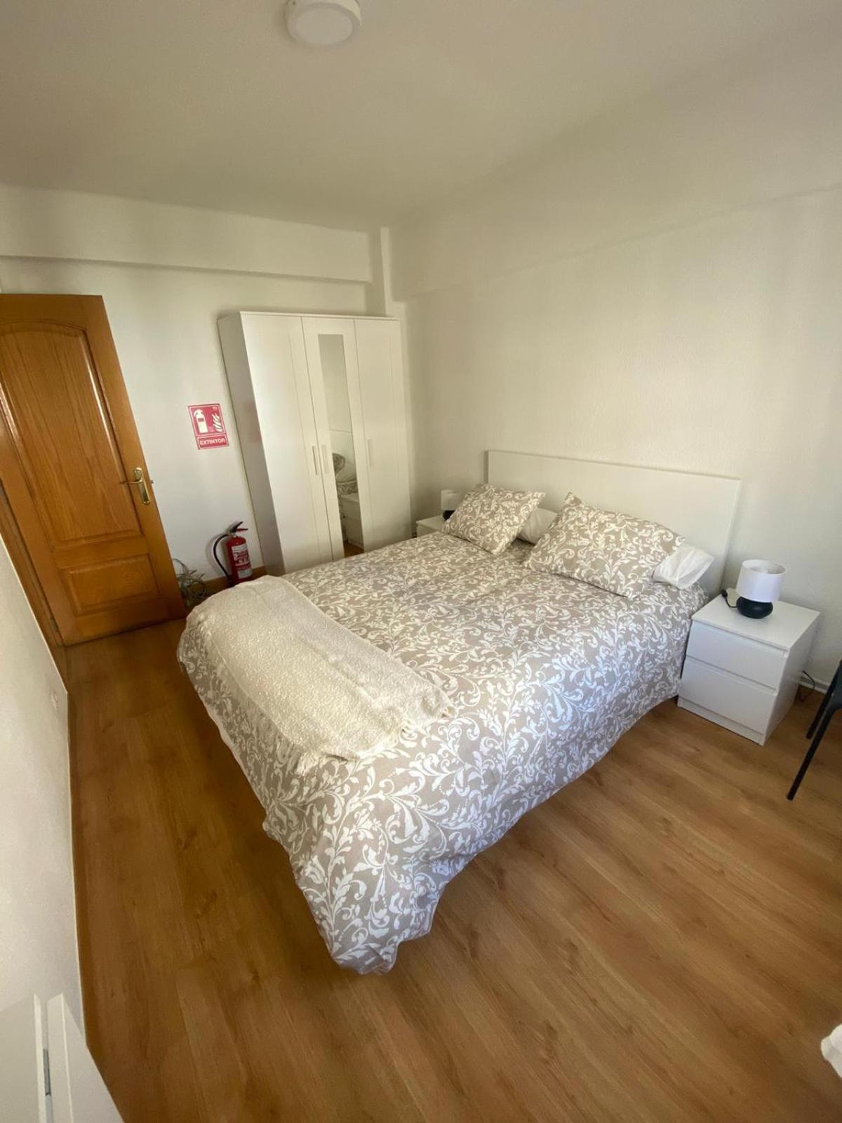 Apartamento En El Centro - Cercano A La Playa Apartman Santender Kültér fotó