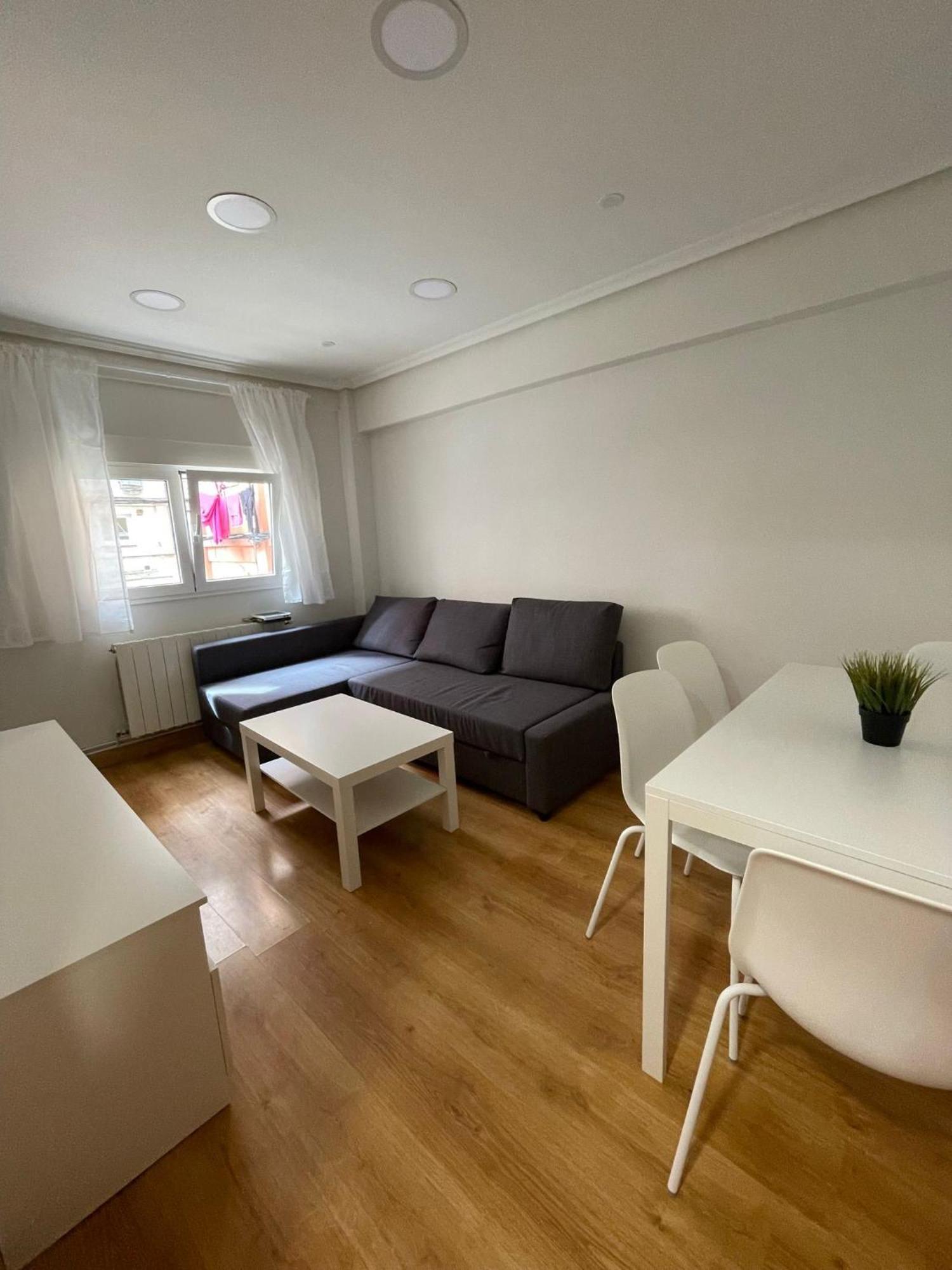 Apartamento En El Centro - Cercano A La Playa Apartman Santender Kültér fotó