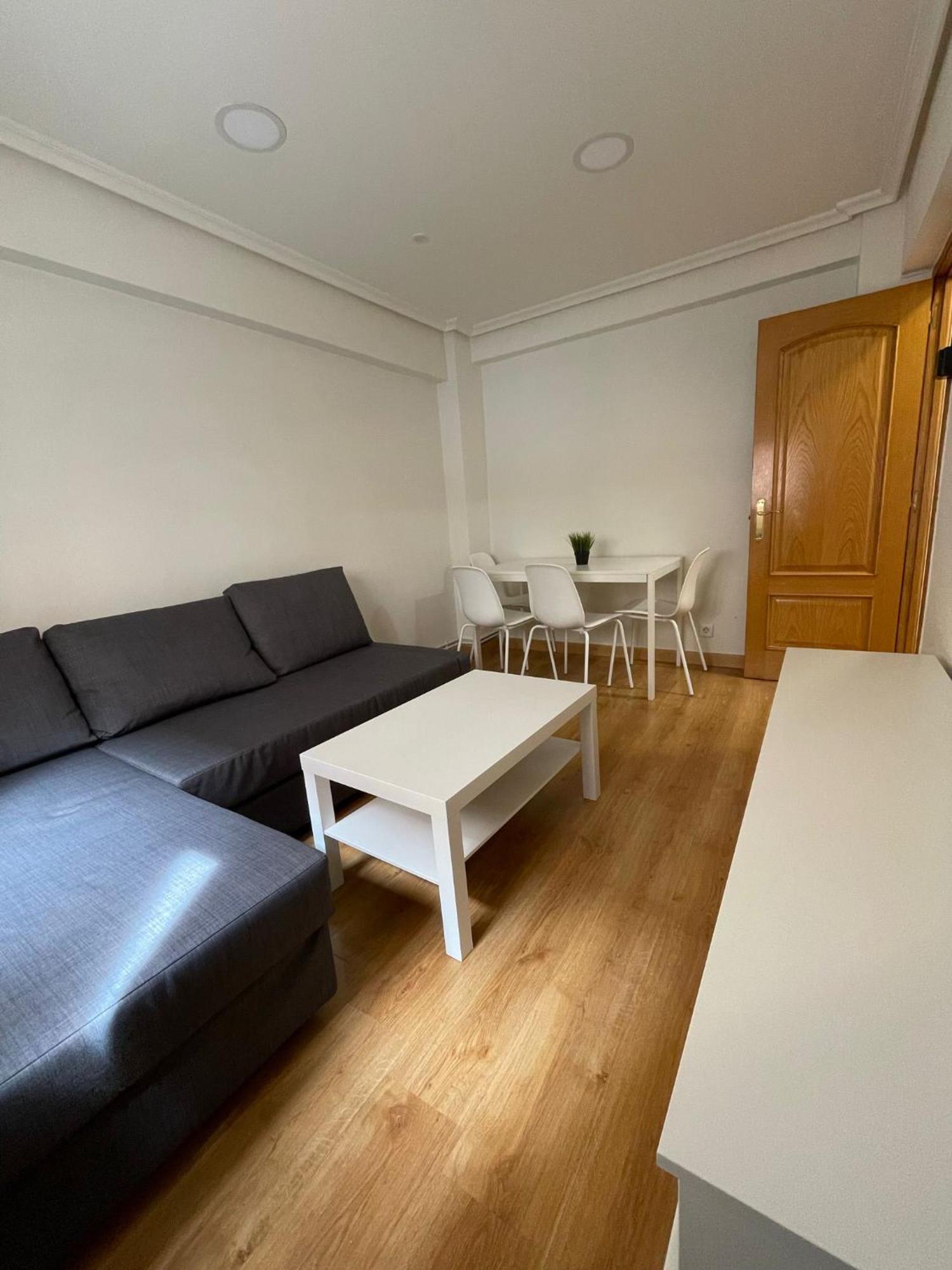 Apartamento En El Centro - Cercano A La Playa Apartman Santender Kültér fotó